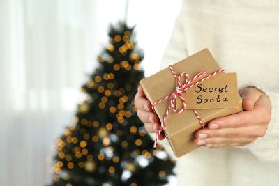 Τι δώρο να επιλέξεις για το φετινό Secret Santa έως 20€;