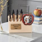 Δώρο για Δασκάλα Μολυβοθήκη Πλεξιγκλάς Καρδιά Μηλο με Αφιέρωση - Κορίτσι